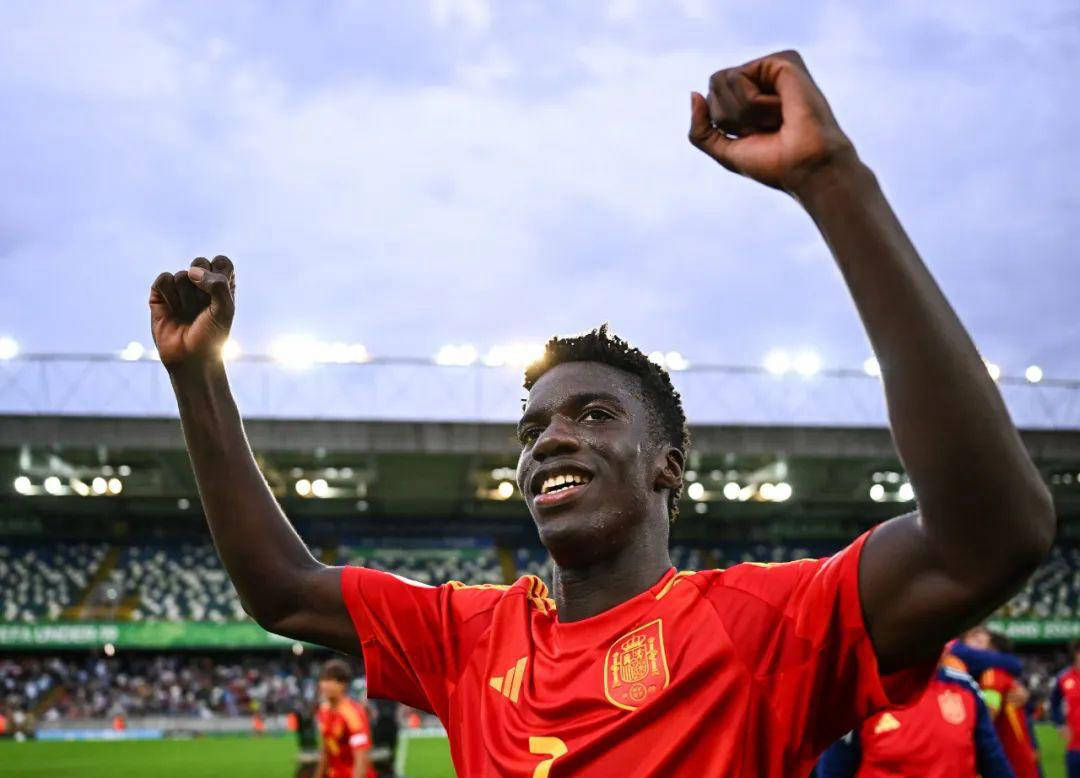 B体育体育在线登录-曼联主帅临危受命,破门得分带领球队取胜的简单介绍