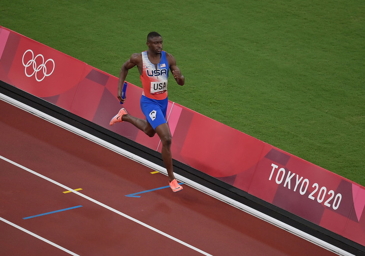 英格兰田径选手实现激动逆转,成功晋级决赛 英格兰田径选手实现激动逆转,成功晋级决赛