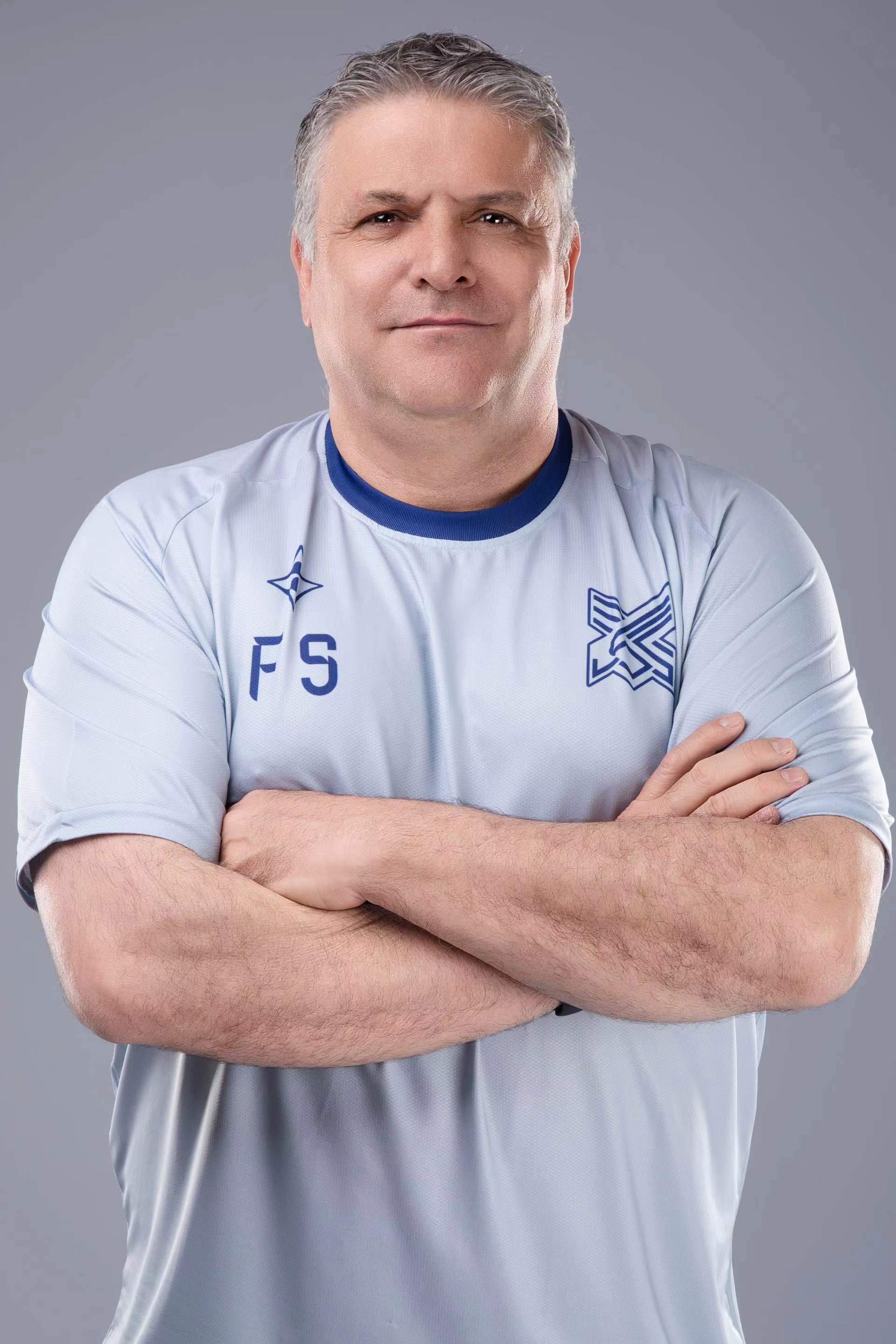 B体育体育vip注册-沃尔夫斯堡主教练对球队前景表示乐观的简单介绍