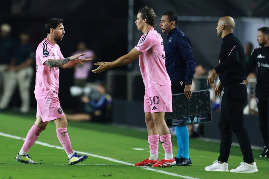 B体育体育亚洲官网-关于梅西带领球队取得胜利,打破对手防守的信息