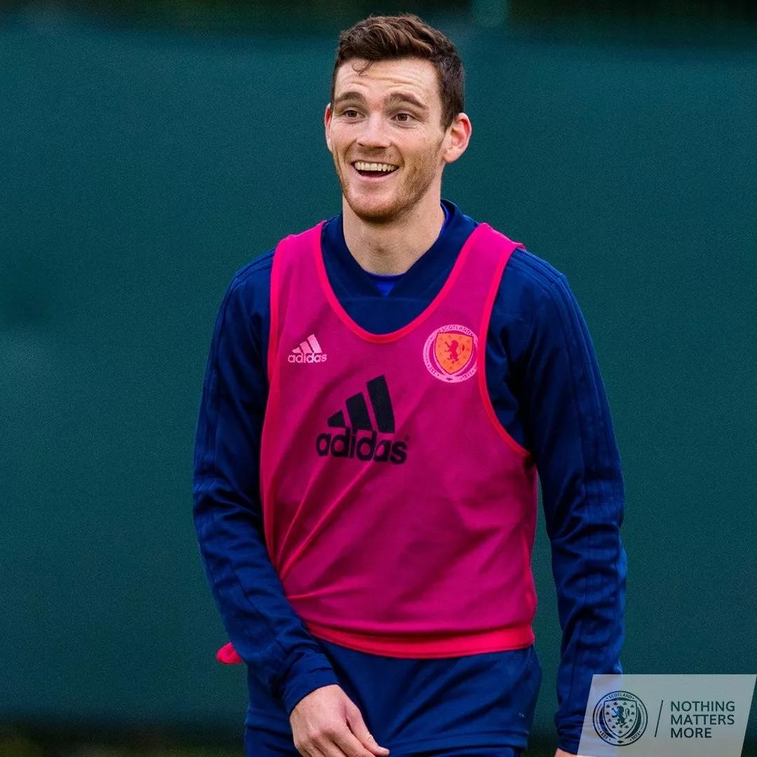 包含苏格兰队赢得艰难胜利,向欧预赛进军迈进一步的词条 包含苏格兰队赢得艰难胜利,向欧预赛进军迈进一步的词条