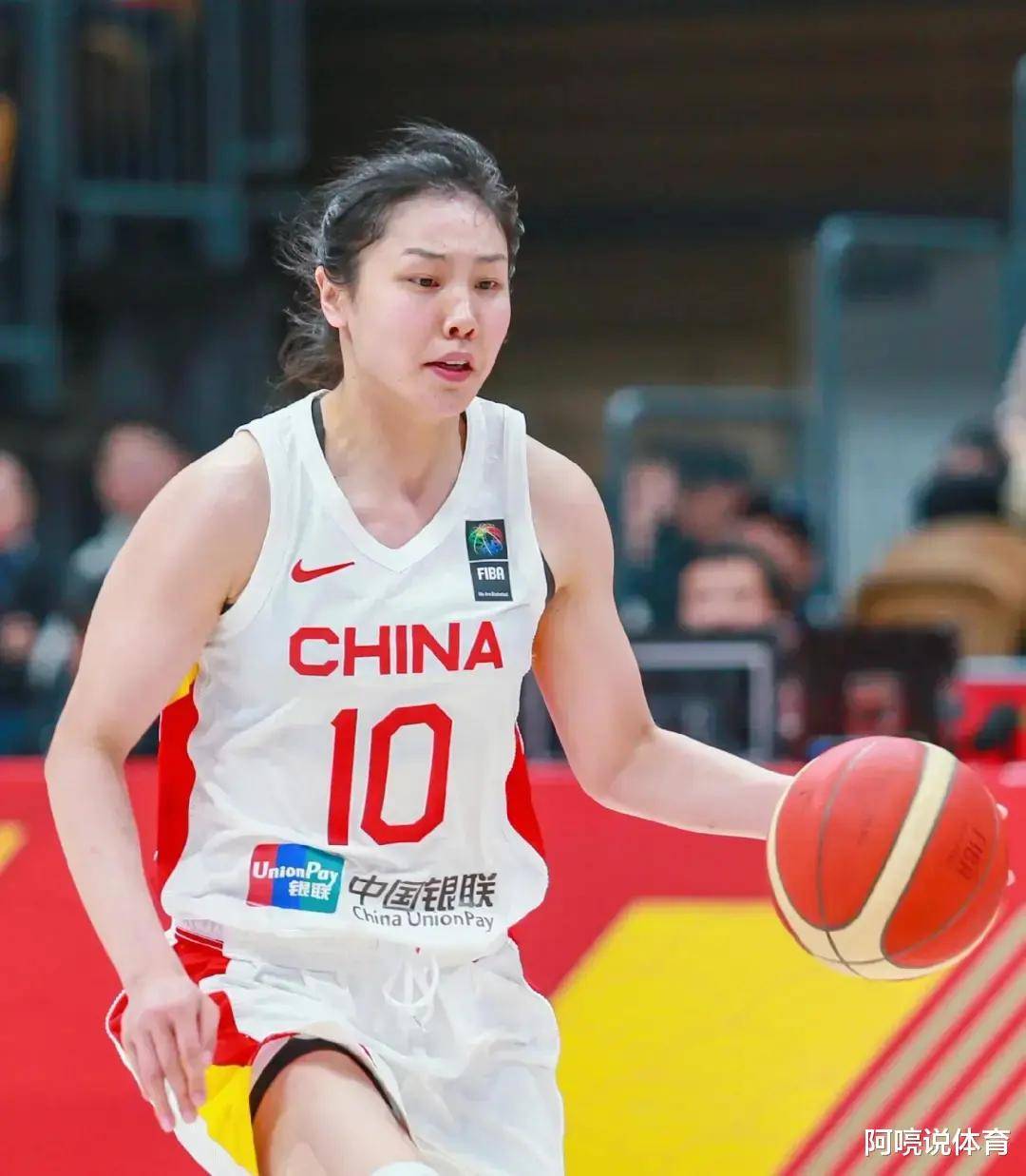 B体育体育活动-上海女篮备战决赛,力争夺冠的简单介绍