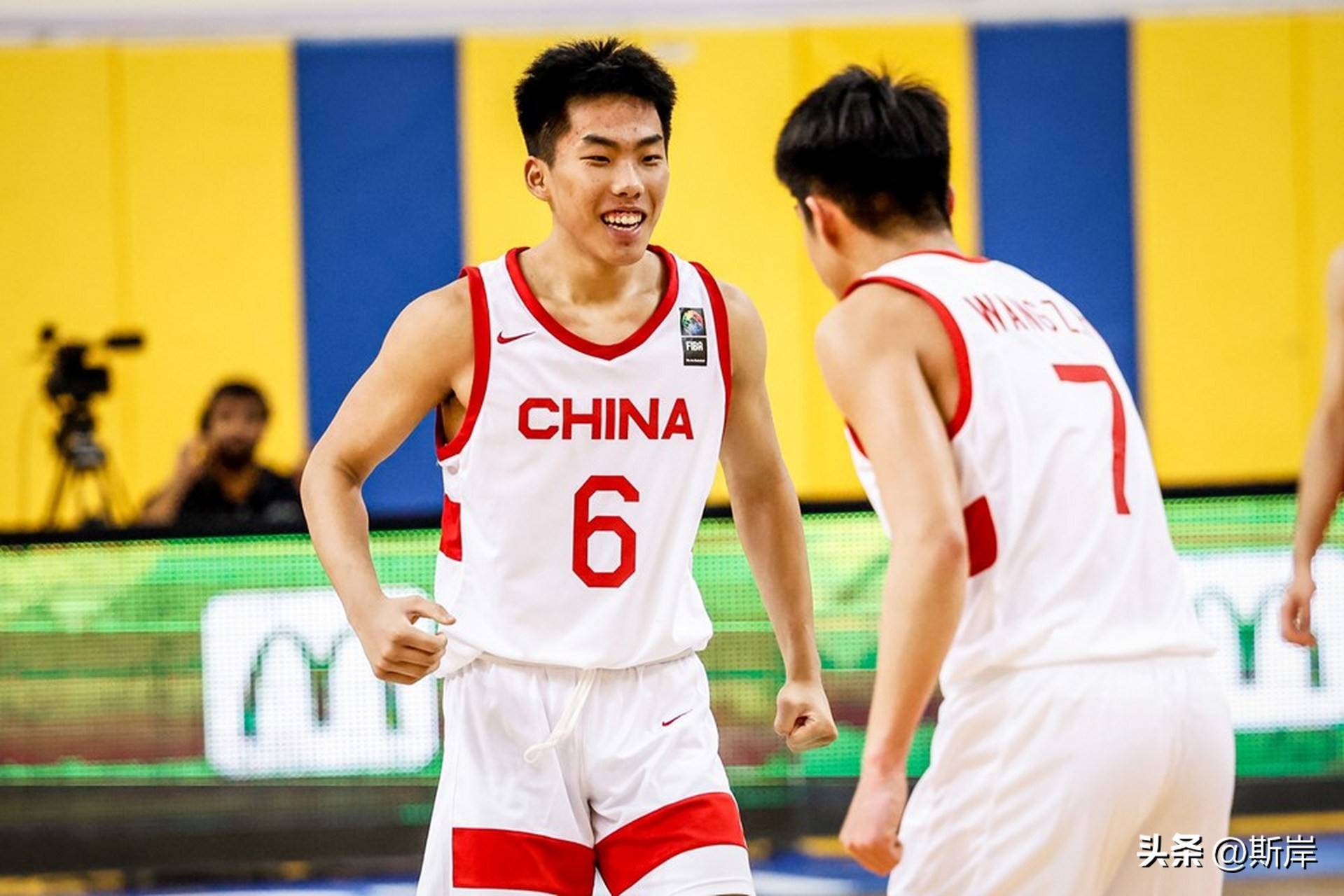 包含CBA赛场上的新秀被国家男篮征召,备战国际赛事的词条 包含CBA赛场上的新秀被国家男篮征召,备战国际赛事的词条