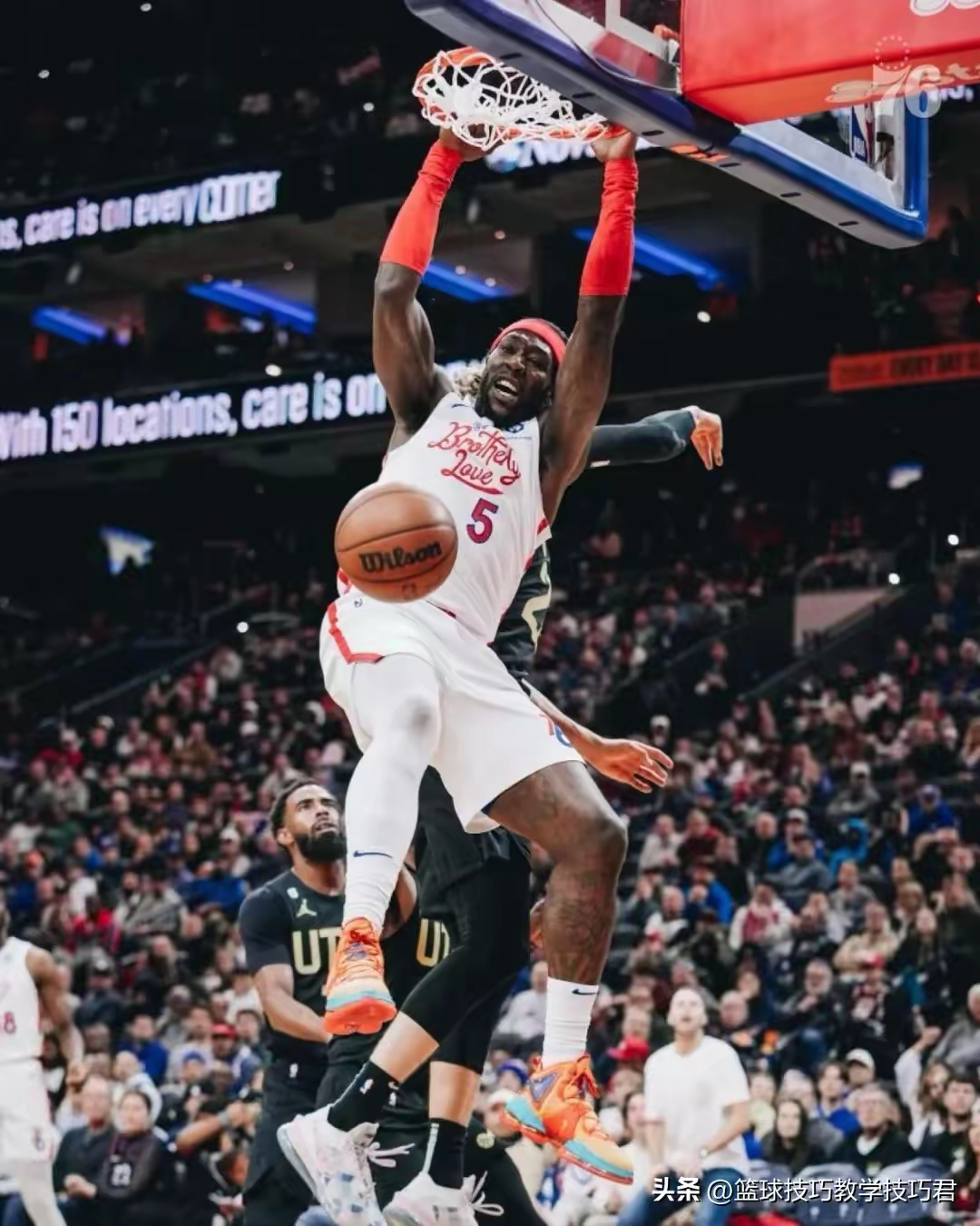 快船擒下尼克斯,哈雷尔进攻精准 快船擒下尼克斯,哈雷尔进攻精准