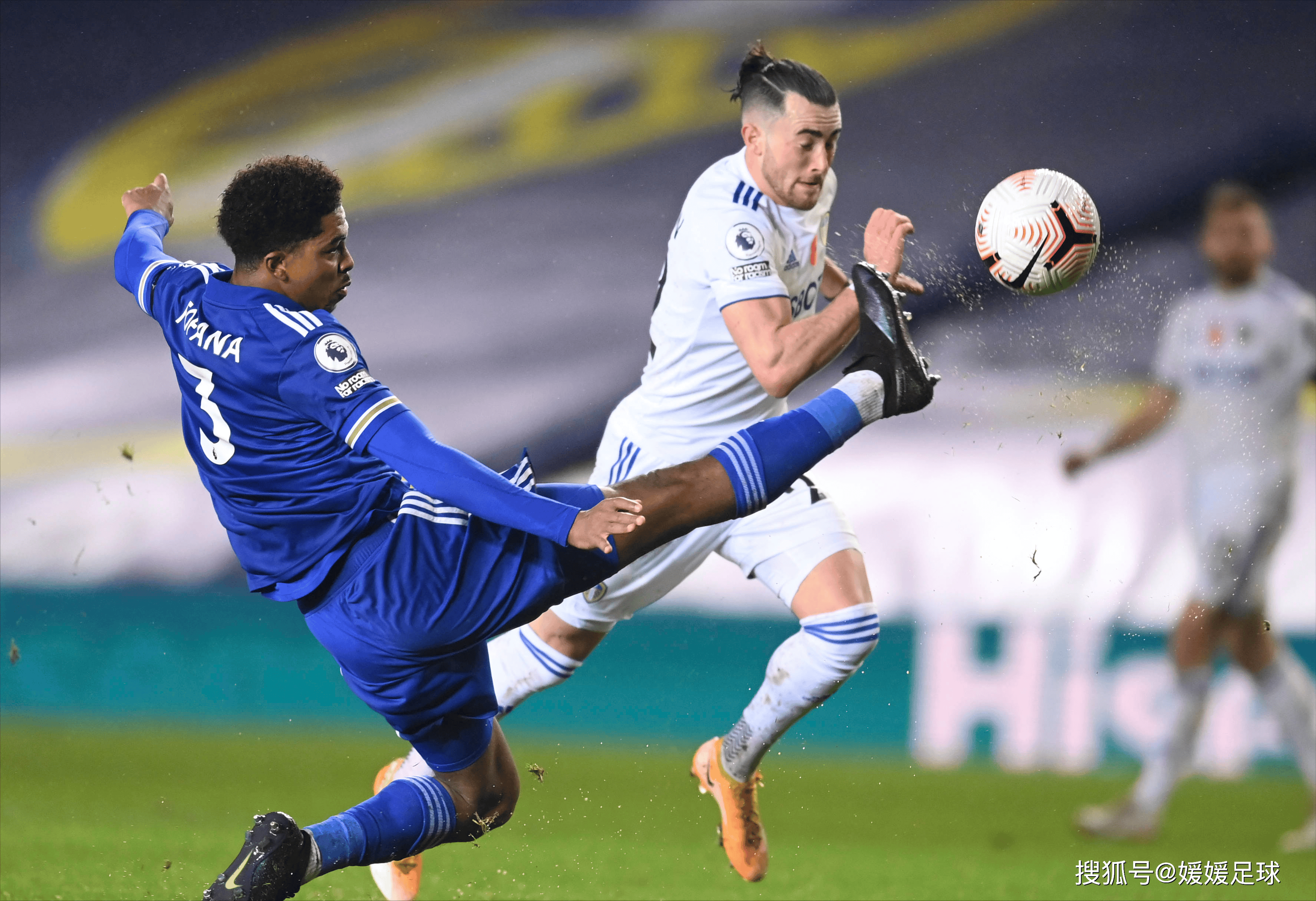 包含塞维利亚队员们在比赛中展现出色,战胜对手的词条 包含塞维利亚队员们在比赛中展现出色,战胜对手的词条