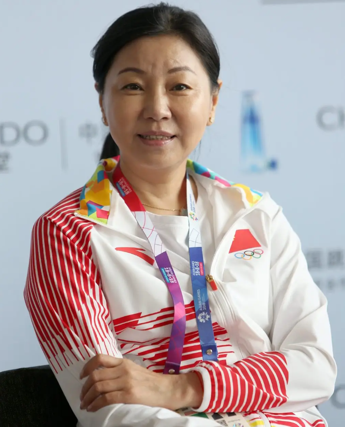 关于冠军气魄屹立不倒，铸就传奇无限风采的信息