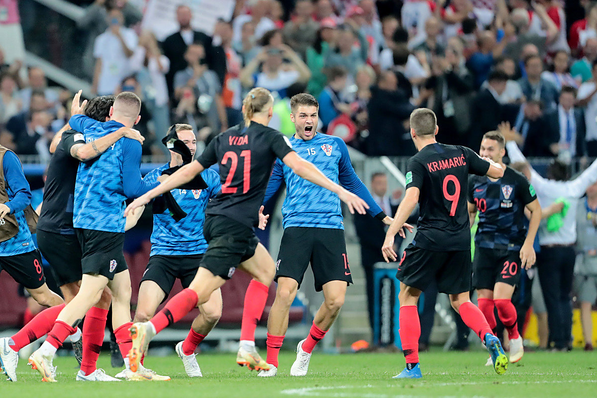 关于利物浦欠缺防守力量，下轮比赛面临挑战的信息