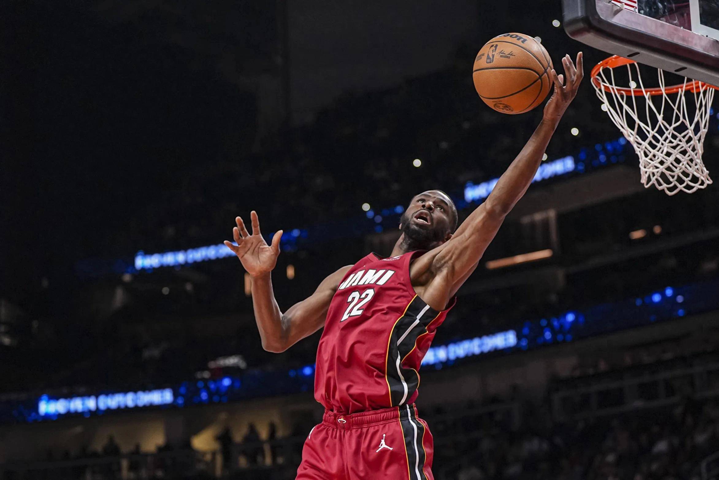 B体育体育入口-火箭再负热火，连败局